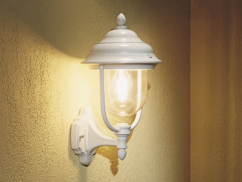 Konstsmide Außen Wandlaterne PARMA Stehend Im Landhausstil, Weiß, Höhe 43cm 3 Konstsmide Außen Wandlaterne PARMA Stehend Im Landhausstil, Weiß, Höhe 43cm – Bild 3