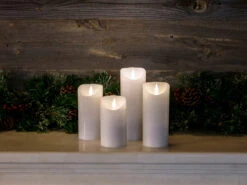 Konstsmide LED Echtwachskerze Mit Flamme & Timer, Ø 7,5cm, Höhe 20,5cm, Batteriebetrieb -Licht Welt Geschaft led echtwachskerze mit flamme timer 75cm hoehe 205 6