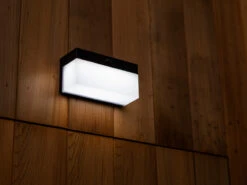 Lutec LED Solar Wandleuchte FRAN Breite 18cm Bewegungsmelder, Per App Steuerbar -Licht Welt Geschaft led solar wandleuchte fran breite 18cm bewegungsme 5