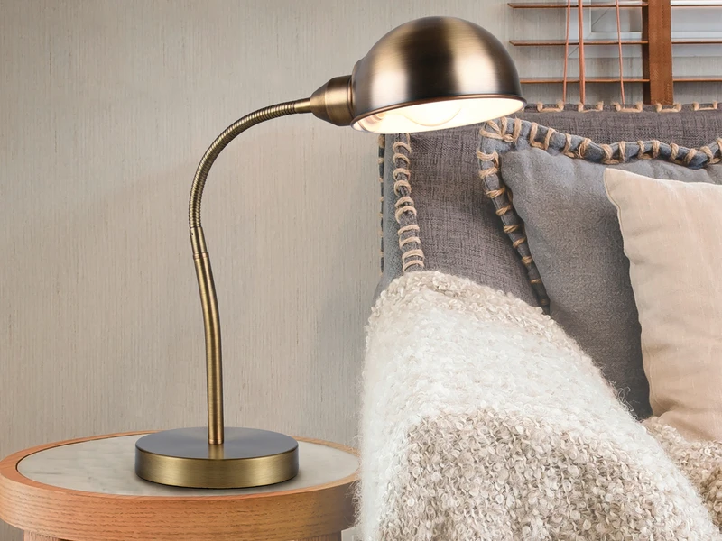 Trio Leuchten Schreibtischleuchte PERRY Mit Flexarm In Altmessing, Höhe 46cm 1 Trio Leuchten Schreibtischleuchte PERRY Mit Flexarm In Altmessing, Höhe 46cm