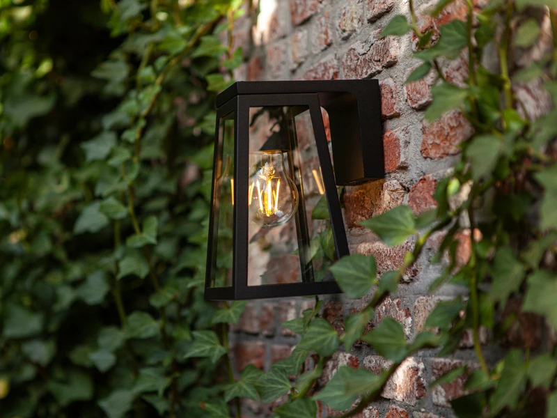 Lutec Solar LED Außenwandleuchte FIA Schwarz Aluminium, 14x14cm, Höhe 21cm 1 Lutec Solar LED Außenwandleuchte FIA Schwarz Aluminium, 14x14cm, Höhe 21cm