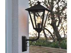 Konstsmide Stehende Wandleuchte BENU, E27, Aluminium Schwarz, Höhe 61 Cm