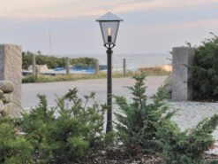 Konstsmide Wegeleuchte BENU, E27, Galvanisierter Stahl, Höhe 128 Cm