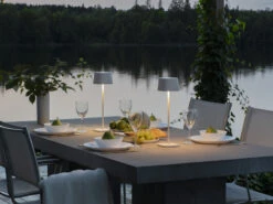 Konstsmide Wiederaufladbare LED Outdoor Akku Tischleuchte CAPRI Dimmbar In Weiß, Höhe 36cm 15 Konstsmide Wiederaufladbare LED Outdoor Akku Tischleuchte CAPRI Dimmbar In Weiß, Höhe 36cm -Licht Welt Geschaft wiederaufladbare led outdoor akku tischleuchte cap 4